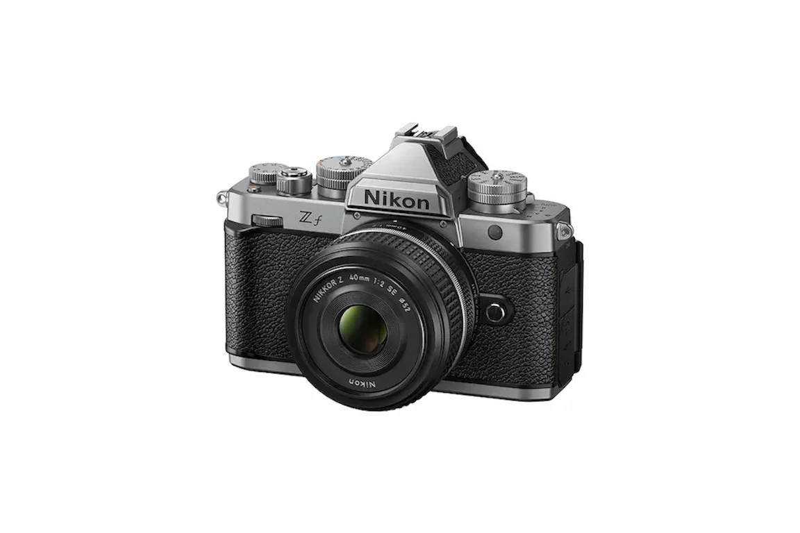 Nikon 1 シルバー 一眼レフカメラ Nikon(ニコン) Z fc ミラーレスカメラカメラ ボディ シルバー